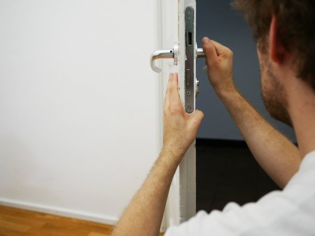 Waarom Eindhovenaren steeds vaker kiezen voor een vaste vakman bij hun voordeur