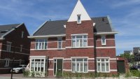 De buurt die samen op de uitkijk staat in Den Bosch